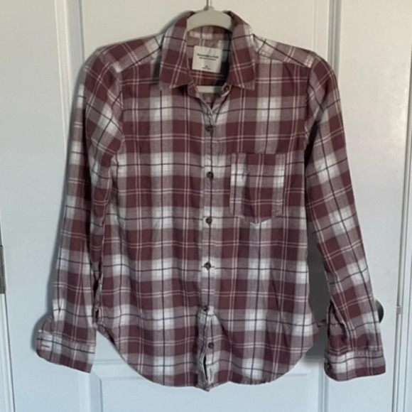 Abercrombie & Fitch Tops - Abercrombie & Fitch Plaid Flannel Shirt - 29031